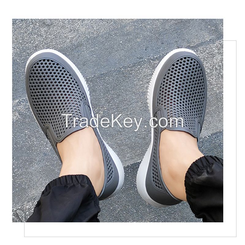 One-time hole-forming shoe material: PVC sole PVC upper