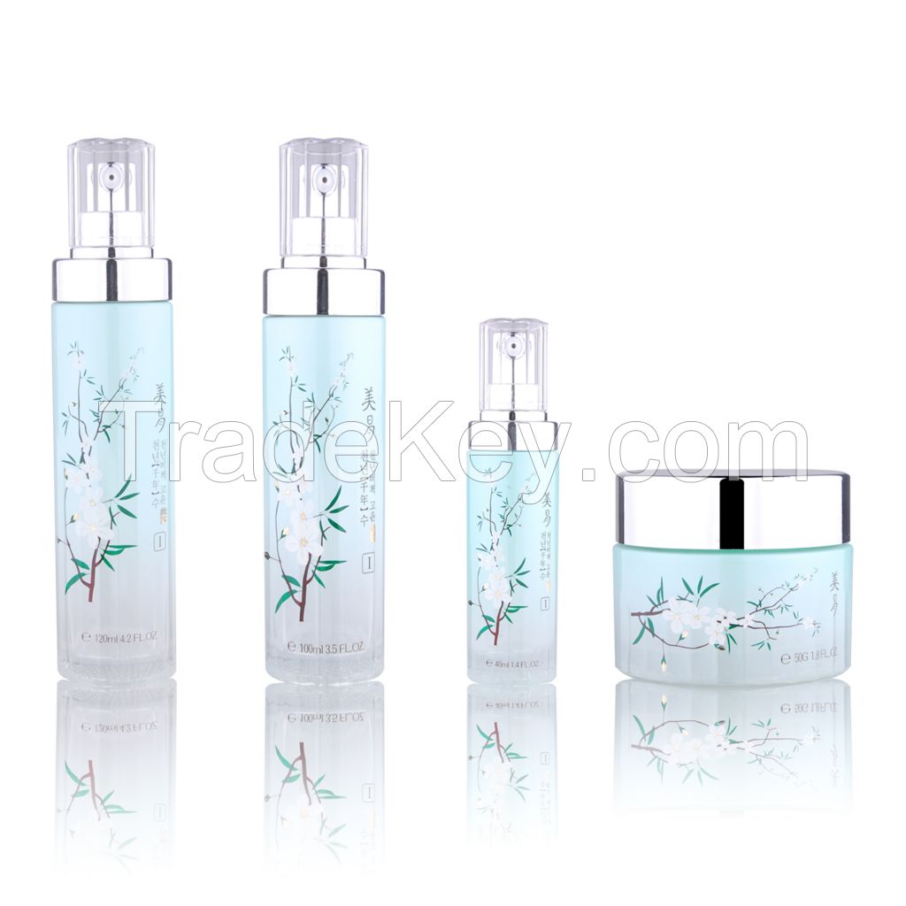 cosmetic bottle sets - East Asian style