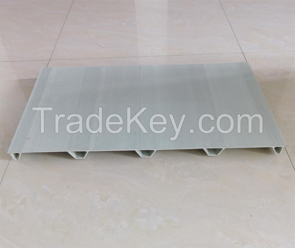 Corrosion resistant FRP roofing panel and pultruded FRP roofing board