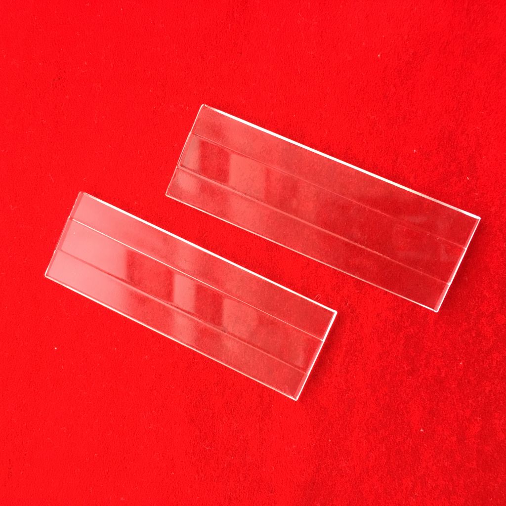 Transparent square quartz glass plate