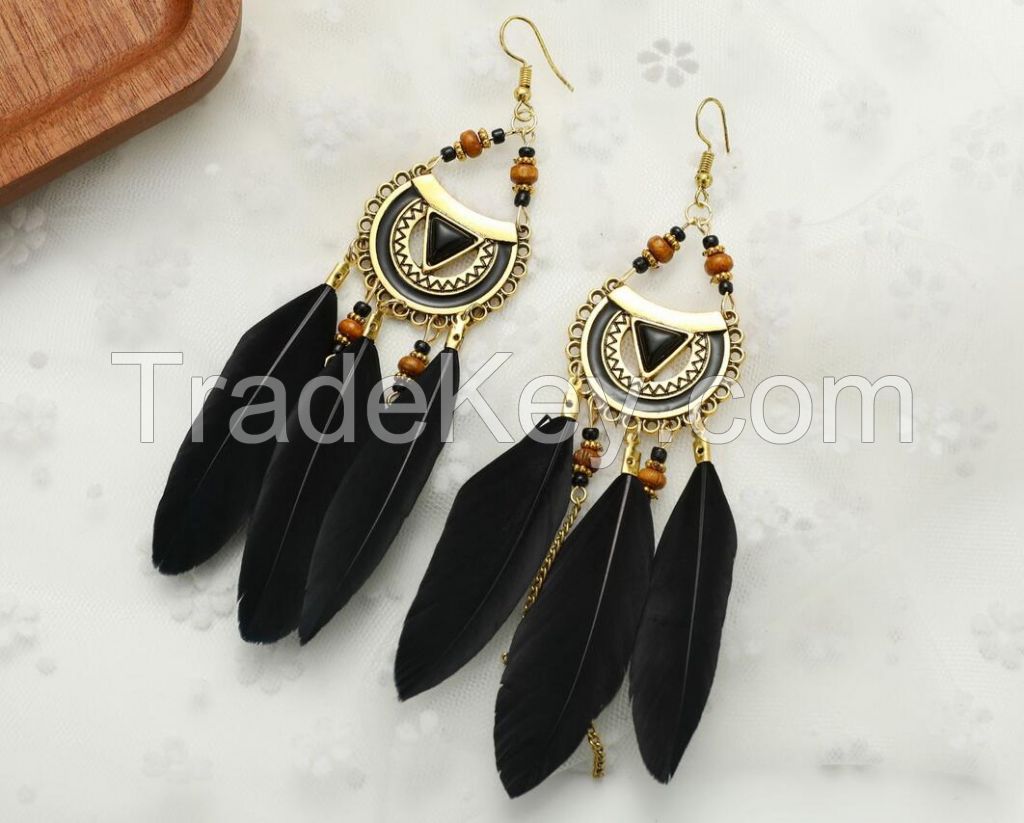 Factory Wholesale Hand Made Natural Feather Fish Hook Fashion Earrings