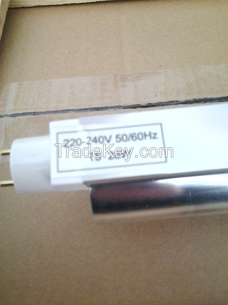 Fluorescent Lamp with Polished Aluminum Housing with Reflector