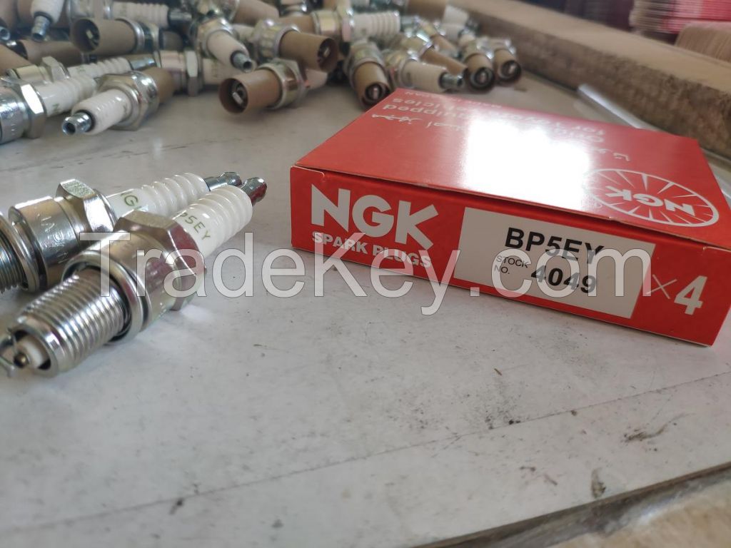 NGK spark plug 6278 BP6EY   BP5EY  B7HS
