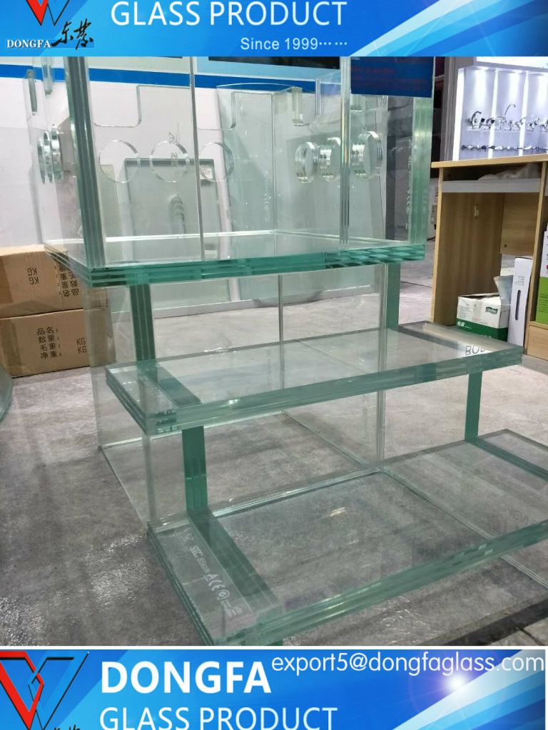 Clear/ultra clear toughened laminated glass for building