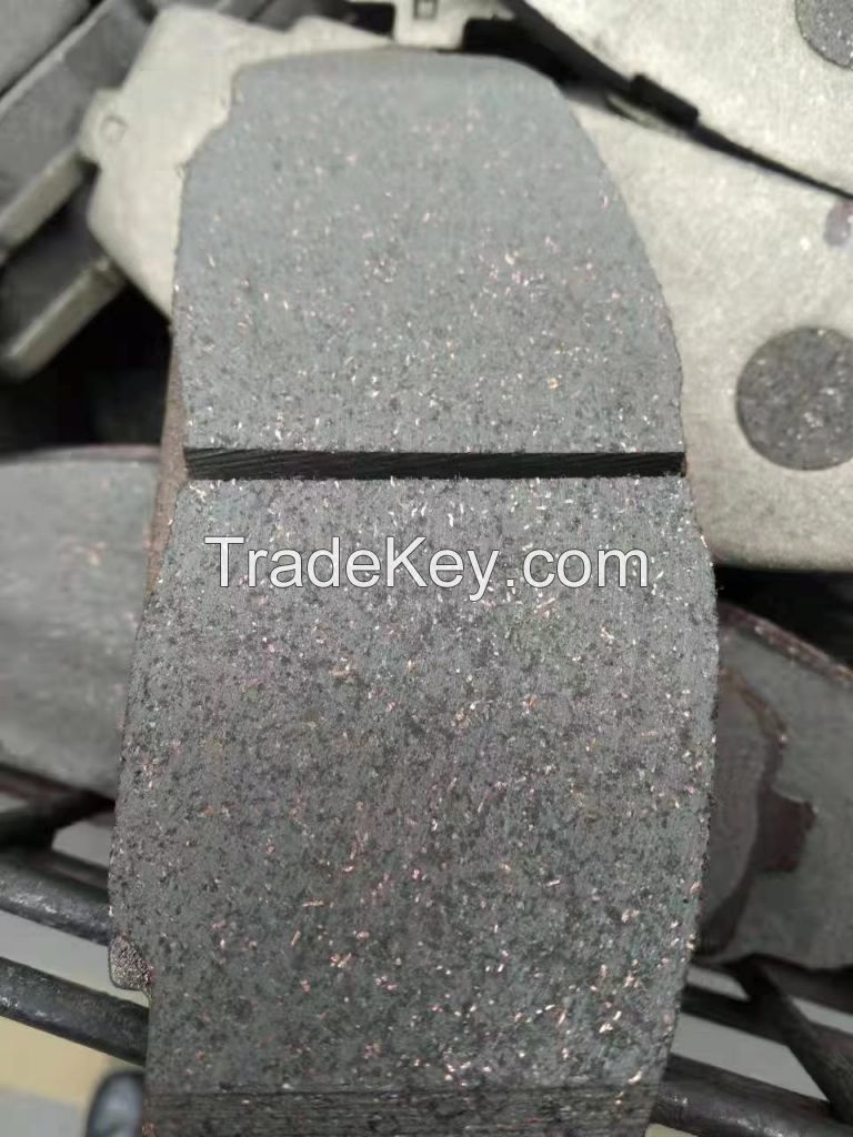 Car semi-metallic and ceramic brake pad/ brake shoe/ brake lining for auto in high quality
