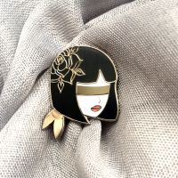 High Quality Customized Cheap Metal Imitation Enamel Cartoon Whale Pin Badge with Gold Plating
