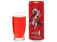 Sting's Gold and Strawberry carbonated energy drink sleek can.