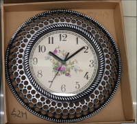 Vintage Style Carved Design Home Decor Hanging Wall Clock