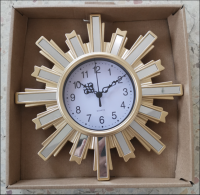 Irregular Manufacturer Supply  Living Room Plastic Wall Clock