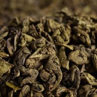 Wholesale Chinese Health Bulk Yunnan High Mountain Pearl Gunpowder Green Tea with Good Tea Price