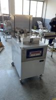 Henny Penny - PFE 591 Electric - PFG 691 Gas - 8 Head Chicken Pressure Fryer