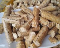 Low price Wholesale 100% Pine Wood Materials Pure Wood Pellets Factory Price Grade a B Varity Packages
