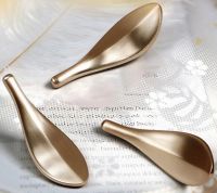 New design zinc alloy material handle drawer wardrobe cabinet leaf shape handle