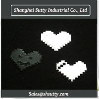 Soft washable Clothing PVC customized rubber label, silicon 3D label for baby care products